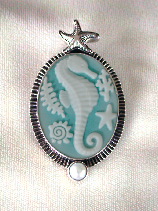 Amy Kahn Russell Online Trunk Show: Seahorse Cameo and Freshwater Pearl Pin/Pendant | Rendezvous Gallery